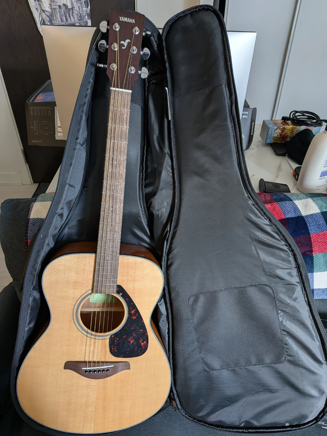 Yamaha FS800 Acoustic Guitar with Gig Bag