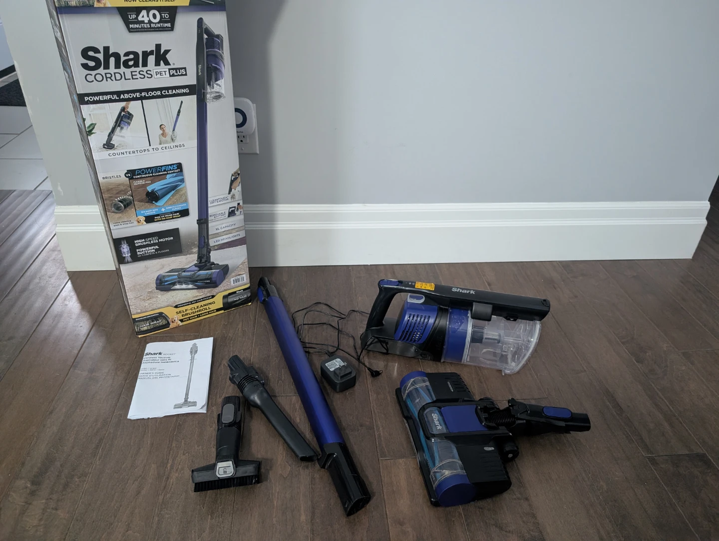 Shark Cordless Pet Plus Vacuum For Sale - photo 3