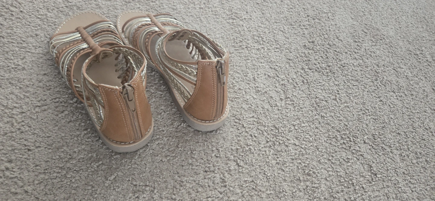 Girls Size 4 Brown & Gold Gladiator Sandals - photo 3