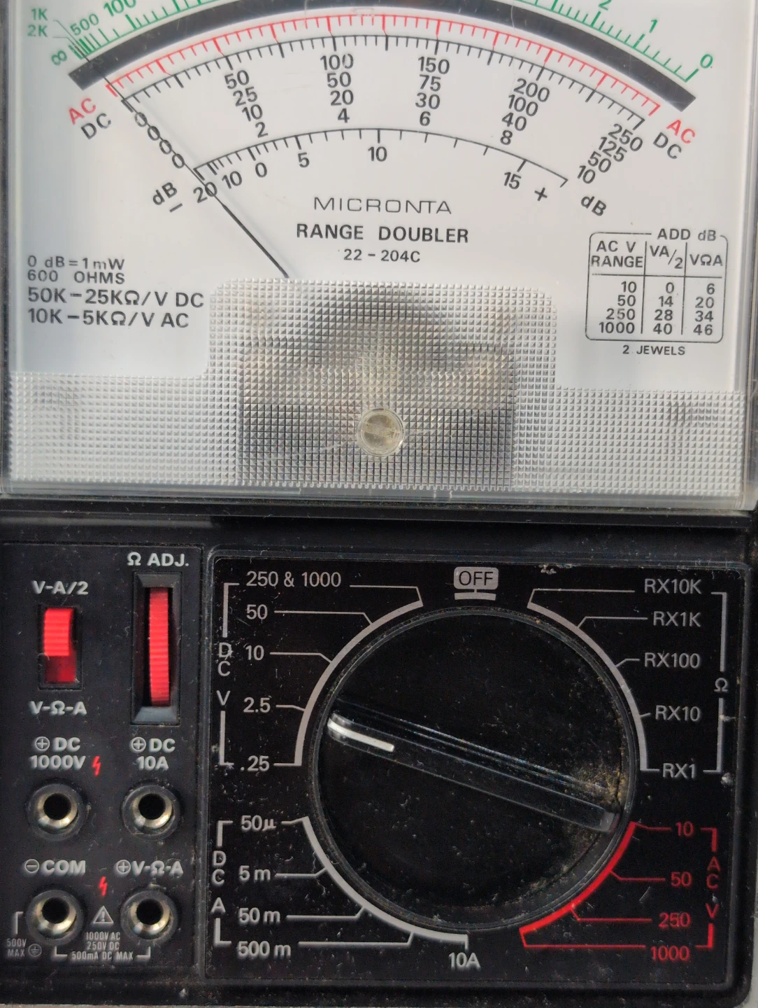 Micronta 22-204C Range Doubler Multimeter - photo 2