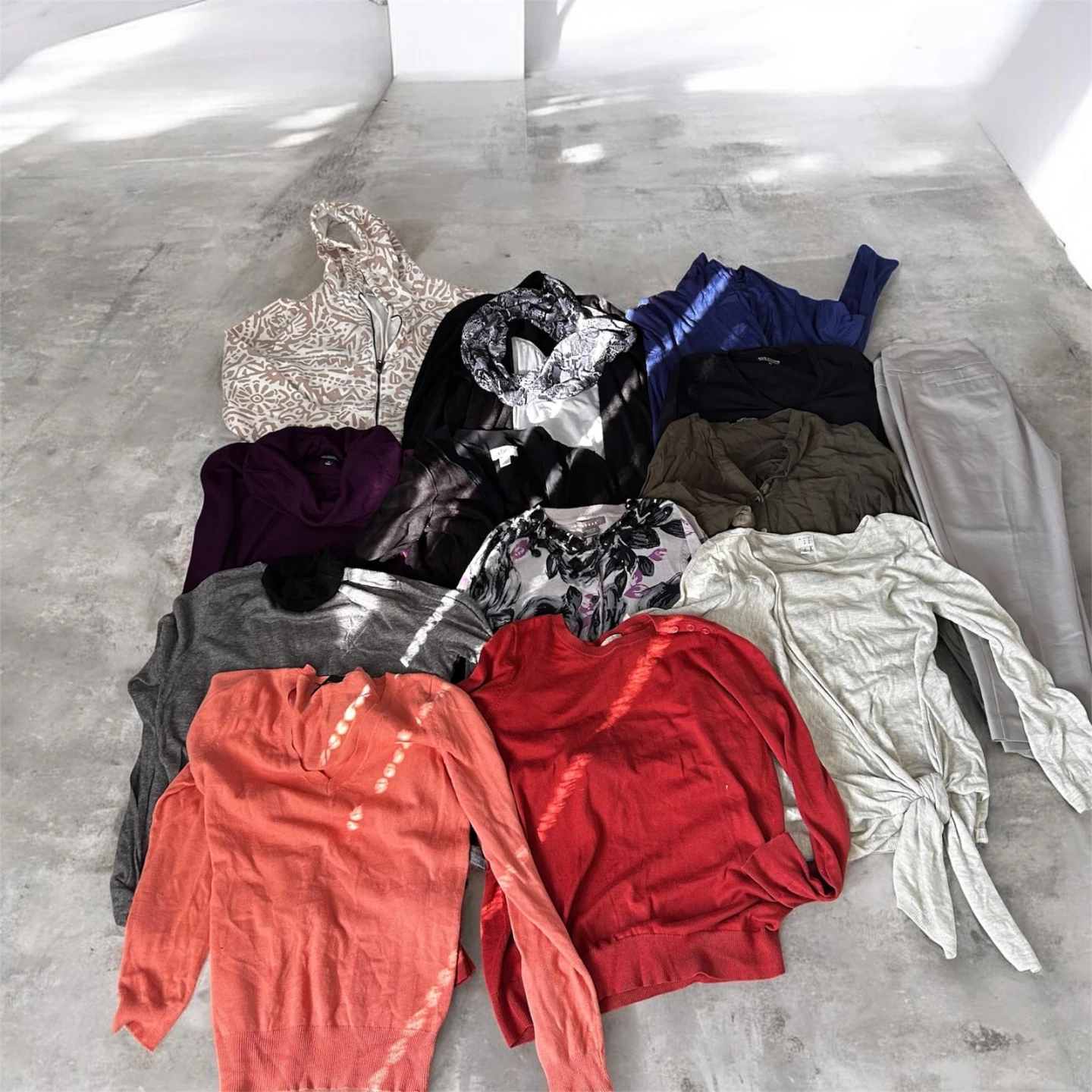 13-Piece Women's Assorted Bundle -LOFT & More Size 6-8 / M - photo 3
