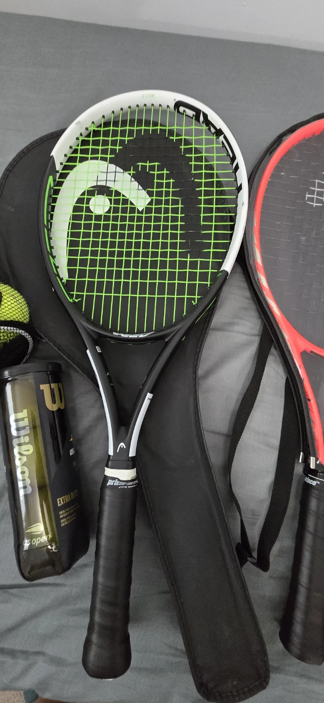 Head Tennis Racket Set with Tennis Balls and Wilson Balls - photo 3