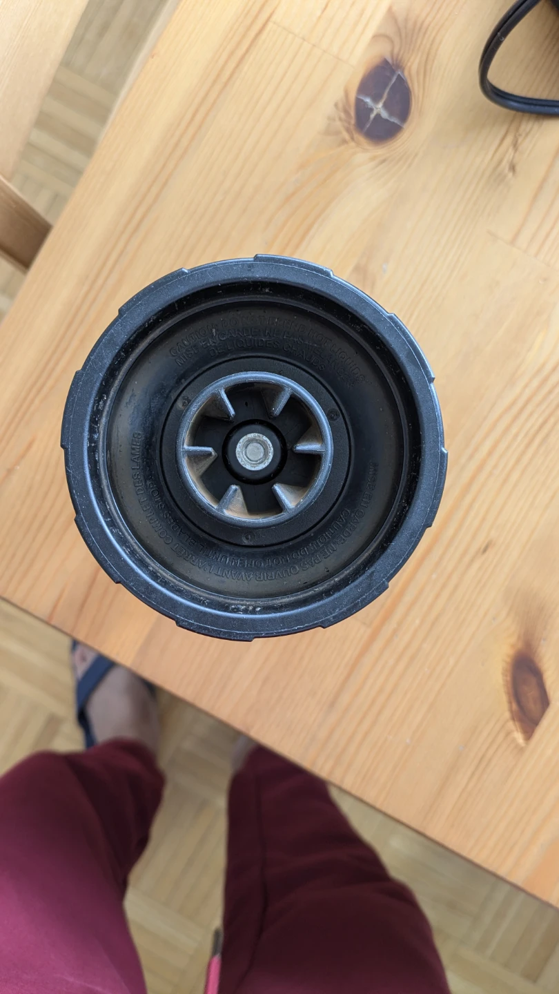 Nutri Ninja Blender Cups with Lids and extractor Blade - photo 3