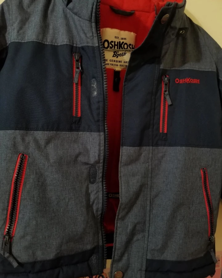 OshKosh B'gosh Boys Size 5 Winter Jacket🏆 - photo 2