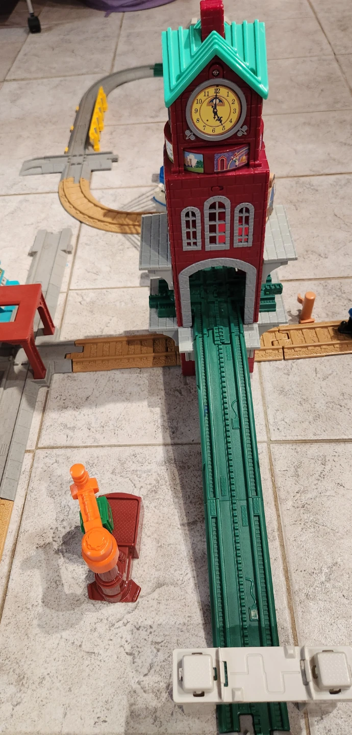 FIsher Price GeoTrax Train set - photo 4