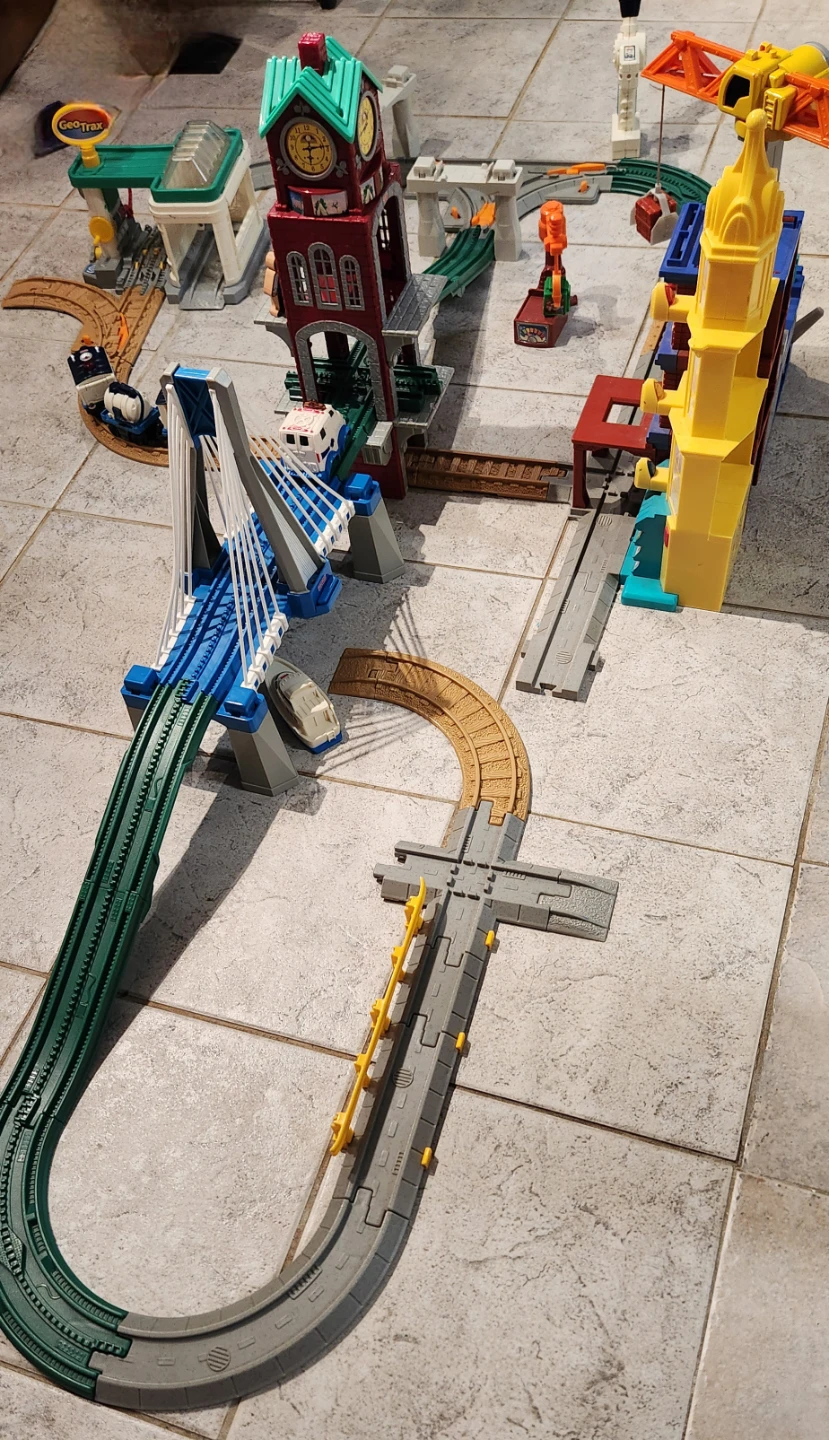 FIsher Price GeoTrax Train set - photo 5