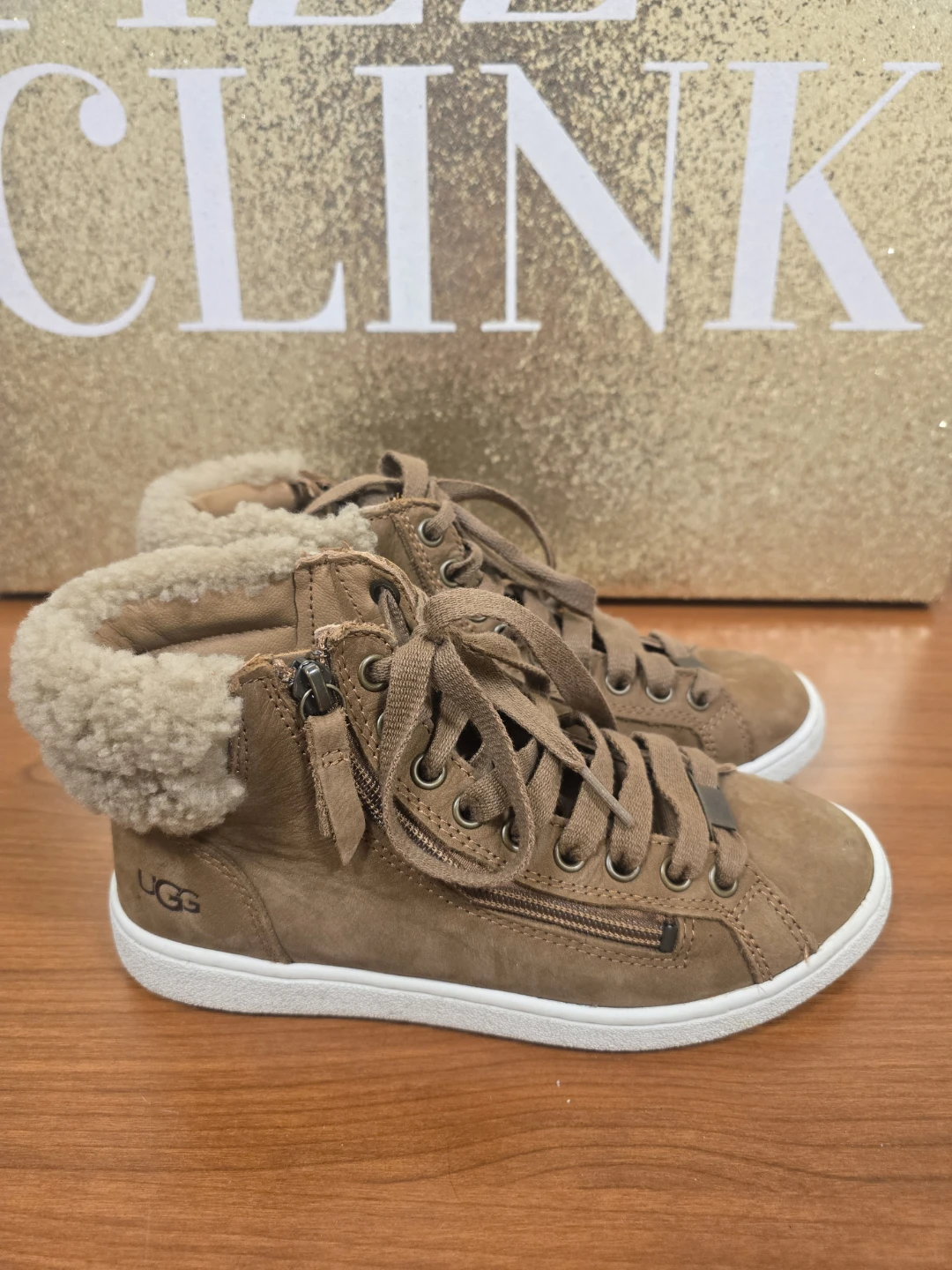 Ugg Kids Brown Fur lined Zip High Top Sneakers Size 5.5