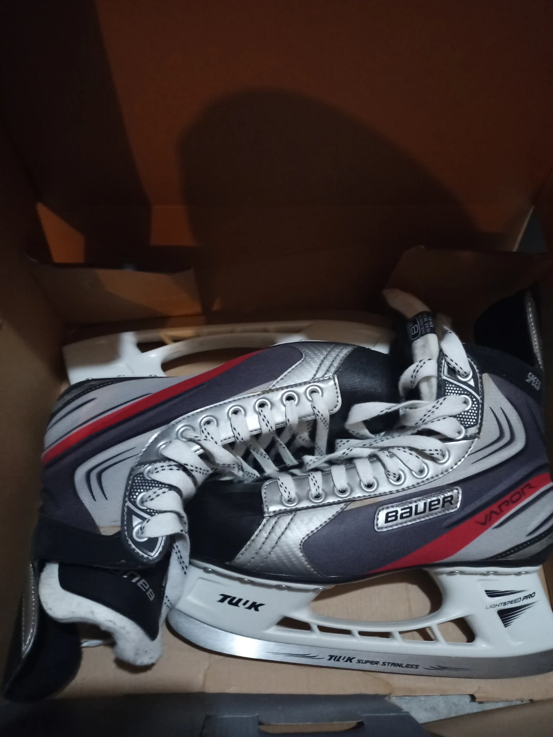 🧤🥕Adult and Kids Bauer Skates