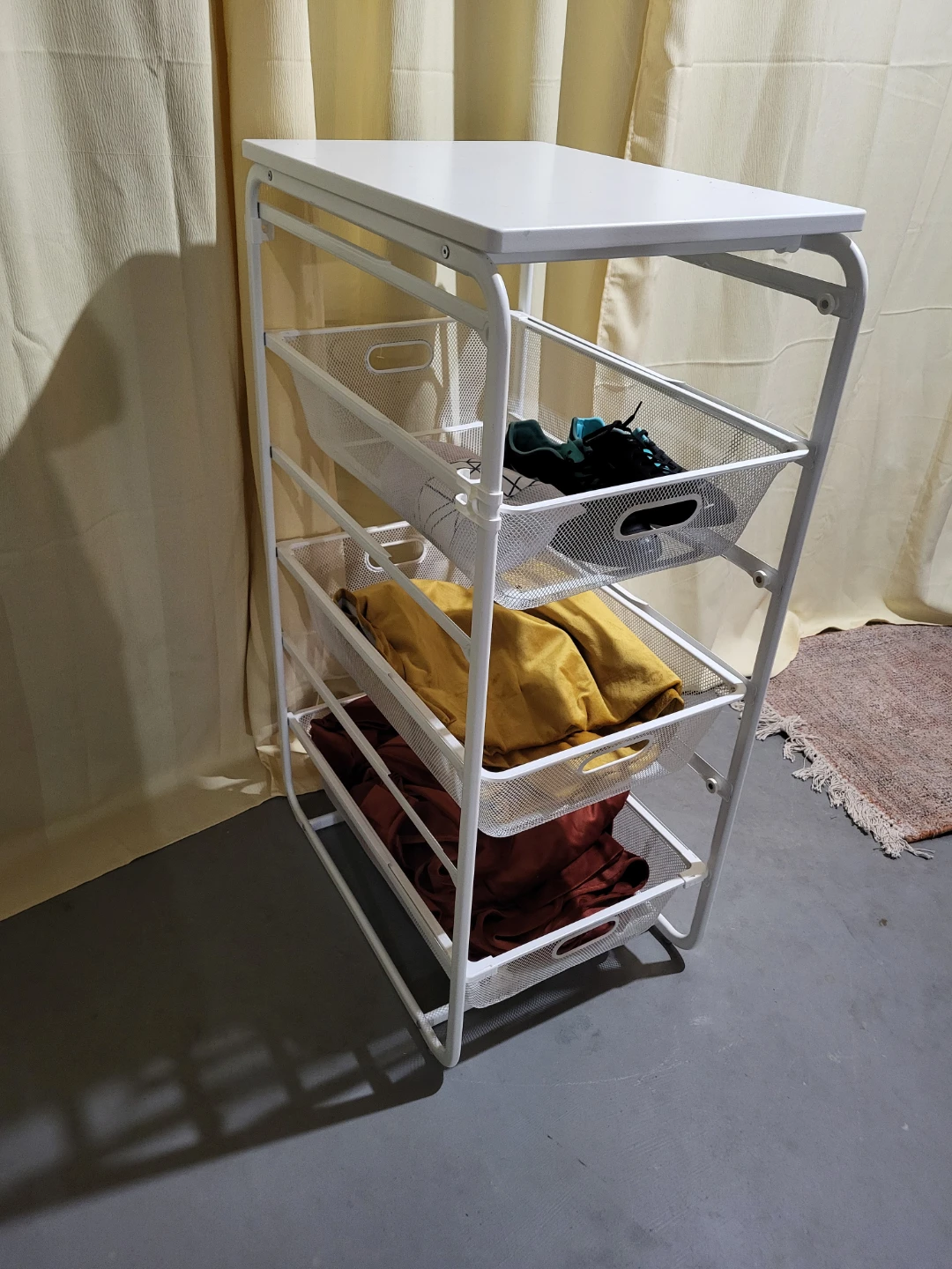 Ikea shelf  with only 3 baskets - photo 4