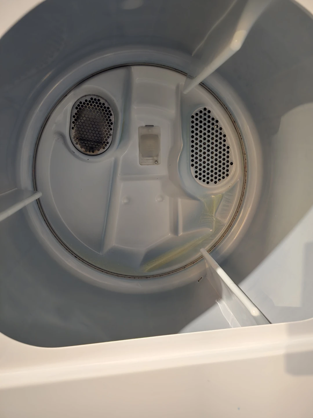 Whirlpool Washer and Dryer Set - photo 3