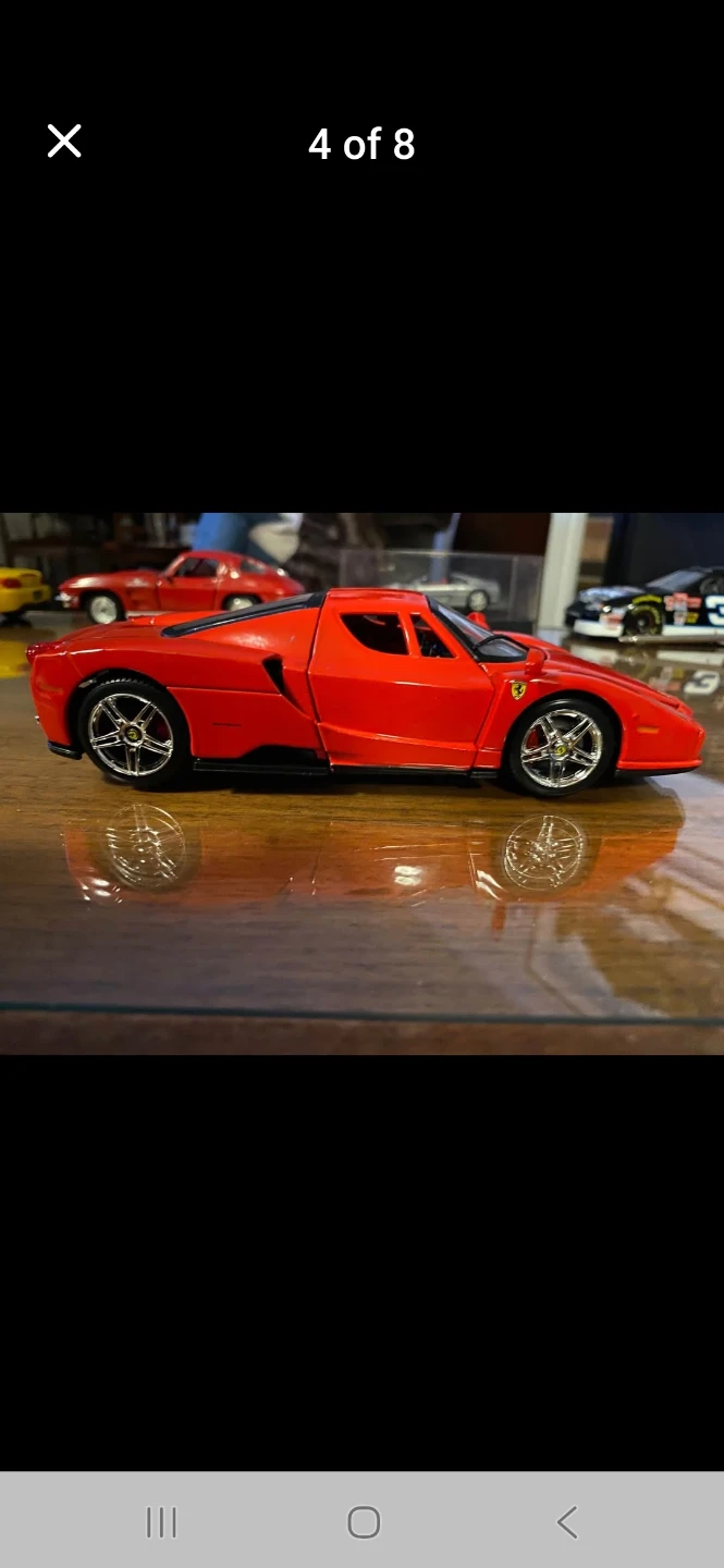 1/24 Ferrari Enzo die-cast model car