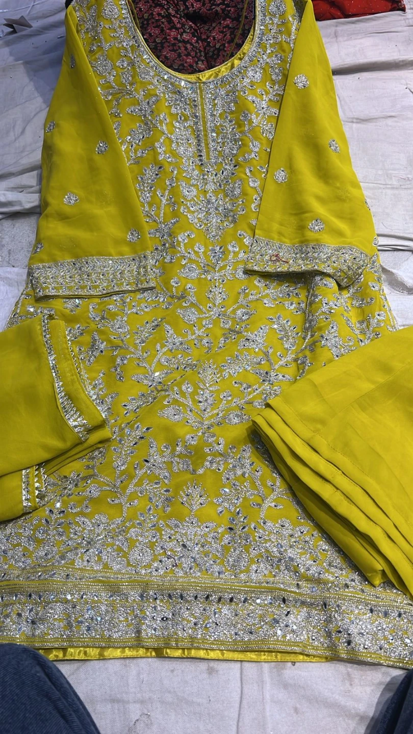 Beautiful Indian outfits - photo 3