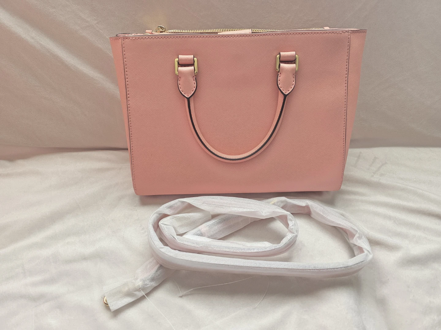 Michael Kors Crossbody Bag - photo 2