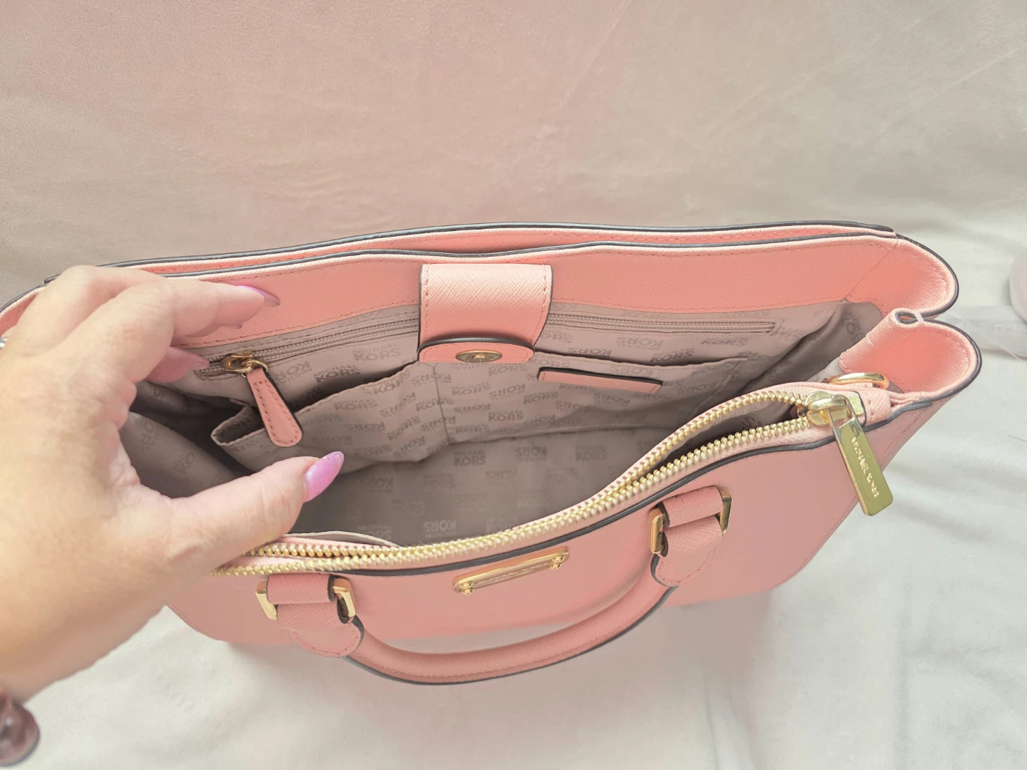 Michael Kors Crossbody Bag - photo 3