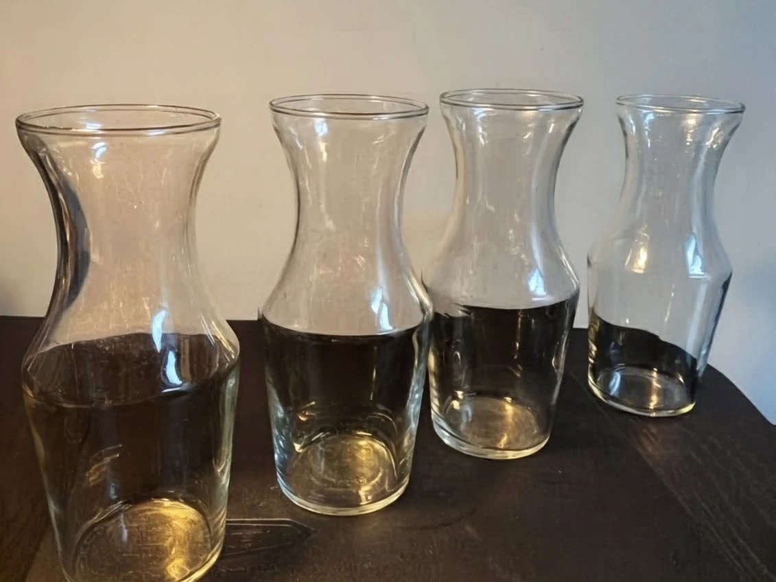 Carafe style bud vases (40) - photo 2