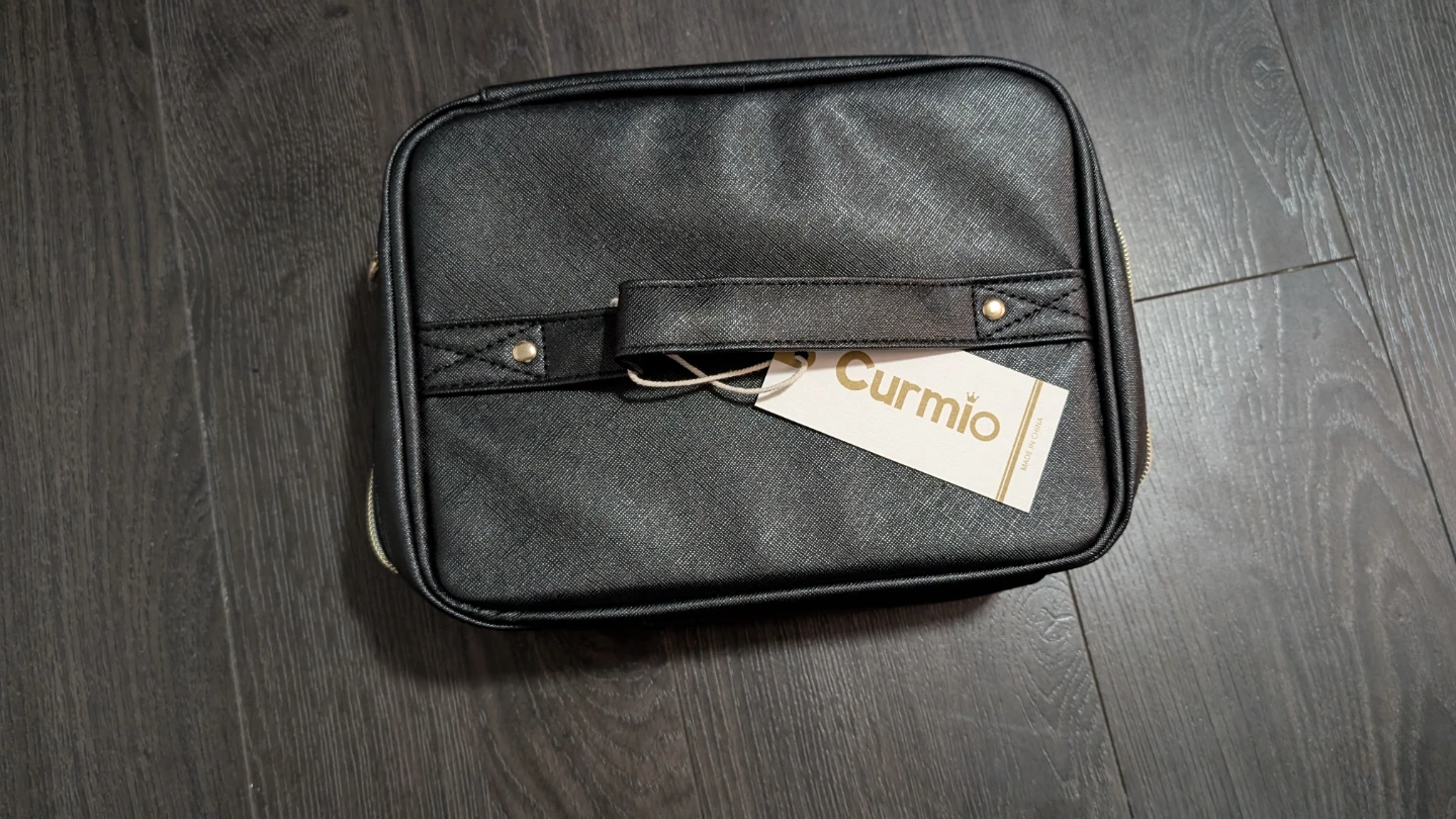 Curmio Black Toiletry Bag - photo 2