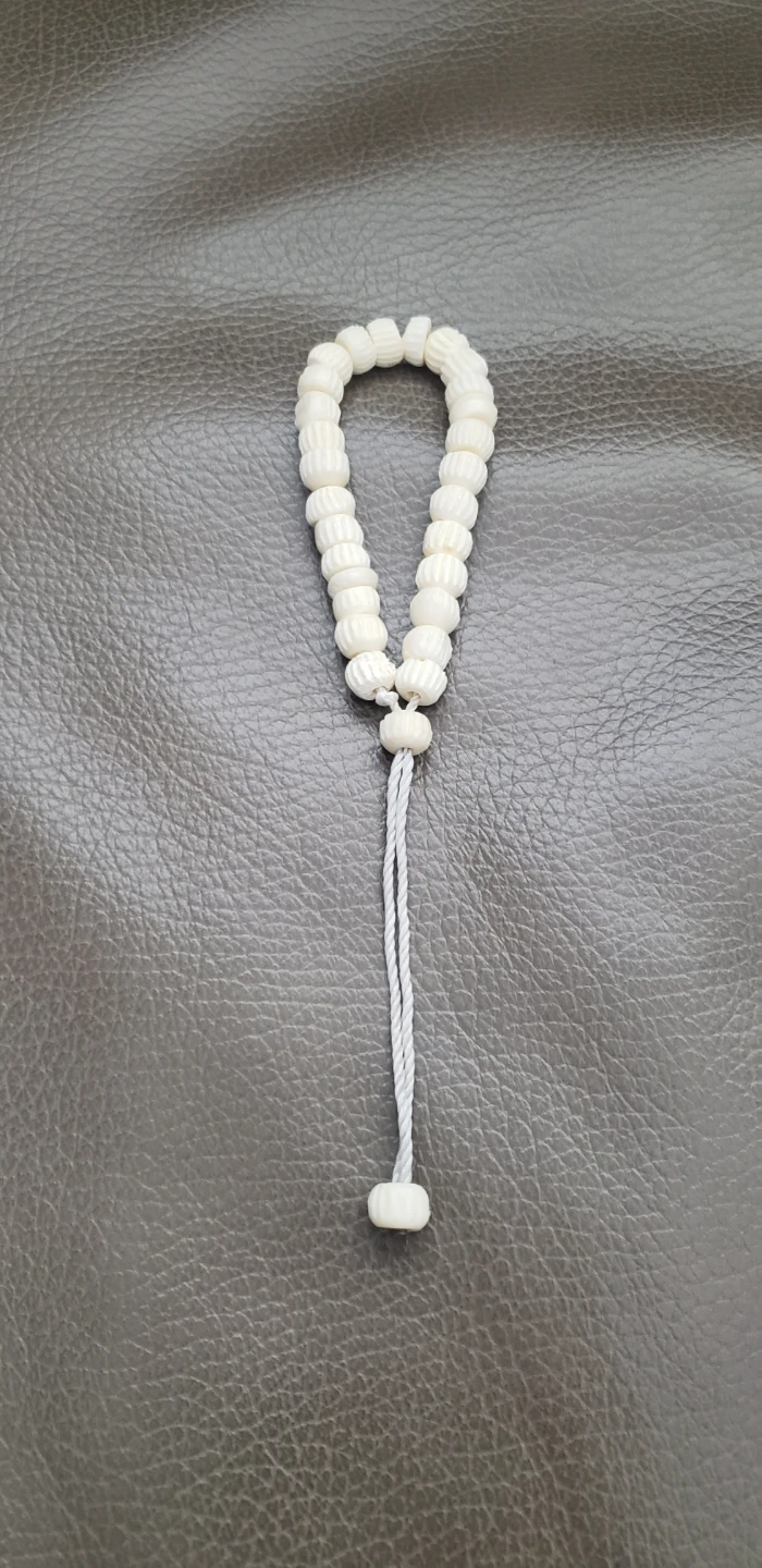 Cream Carved Bead Bracelet - photo 3