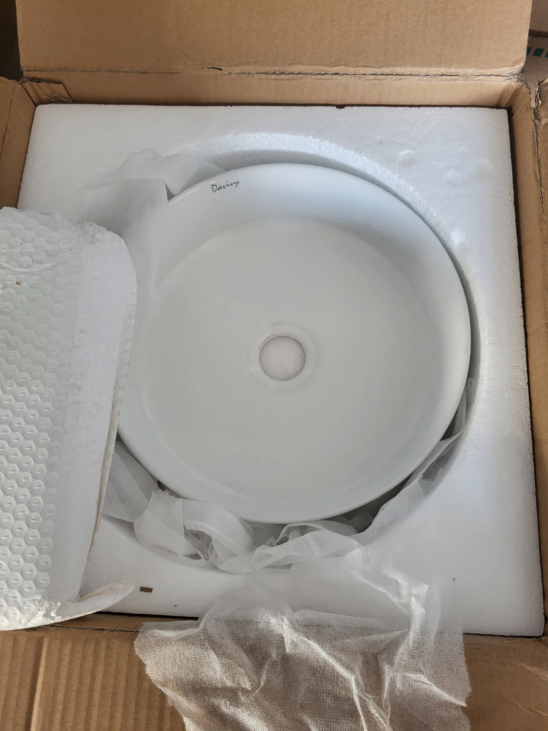 14" round vessel sink (New in box) - photo 2