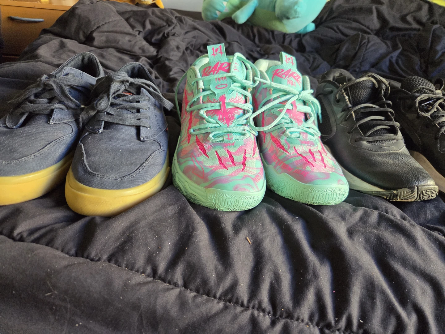 Variety of shoes (blue and pink sold) - photo 2