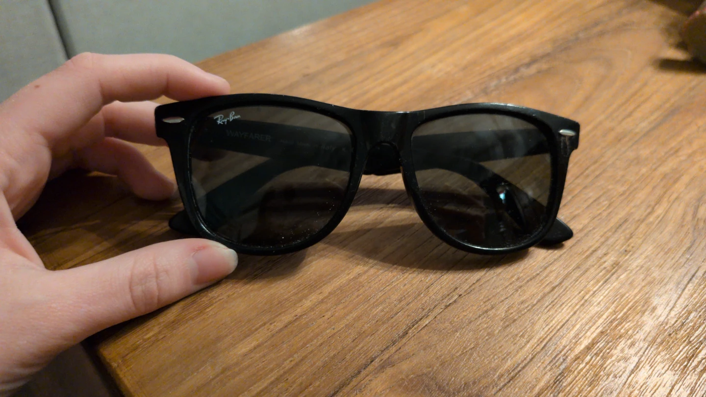 Ray-Ban Wayfarer Sunglasses - Black