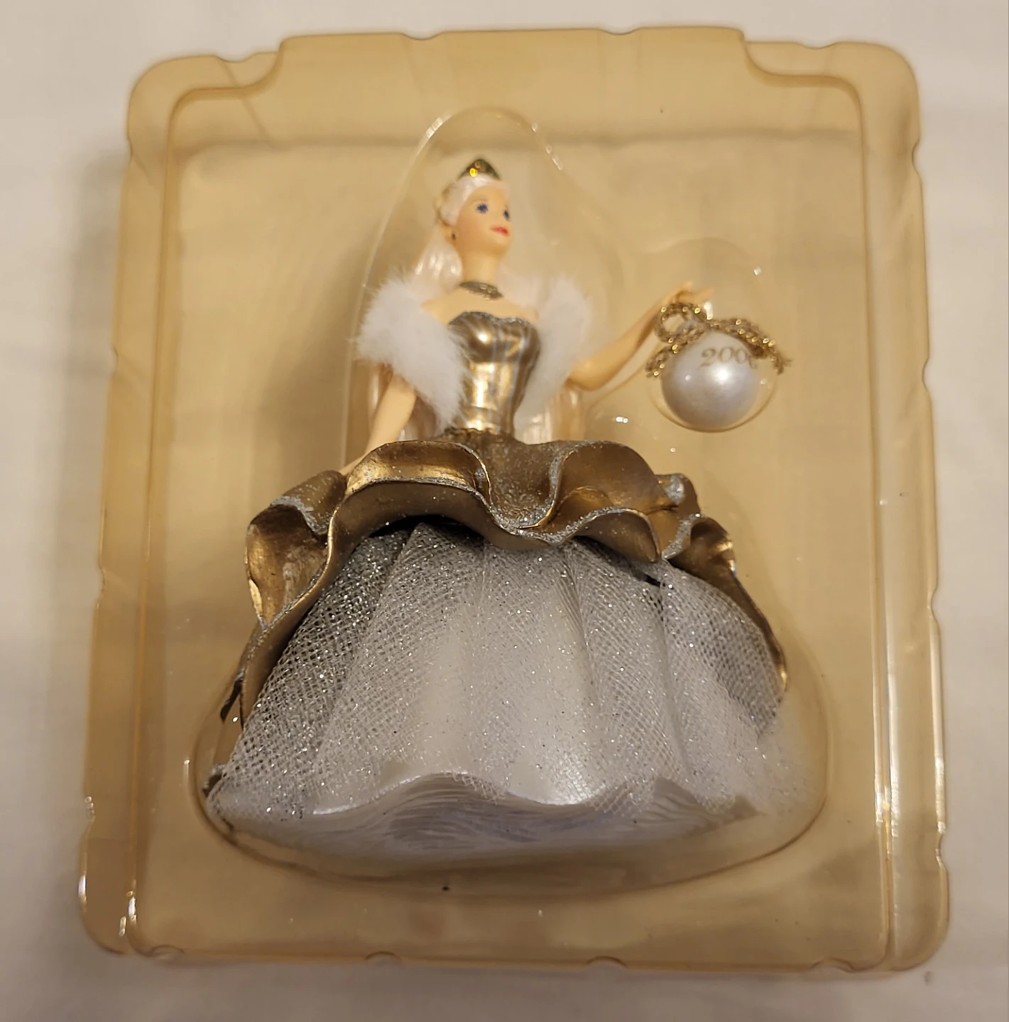2000 Barbie Ornament - Hallmark Keepsake - photo 4