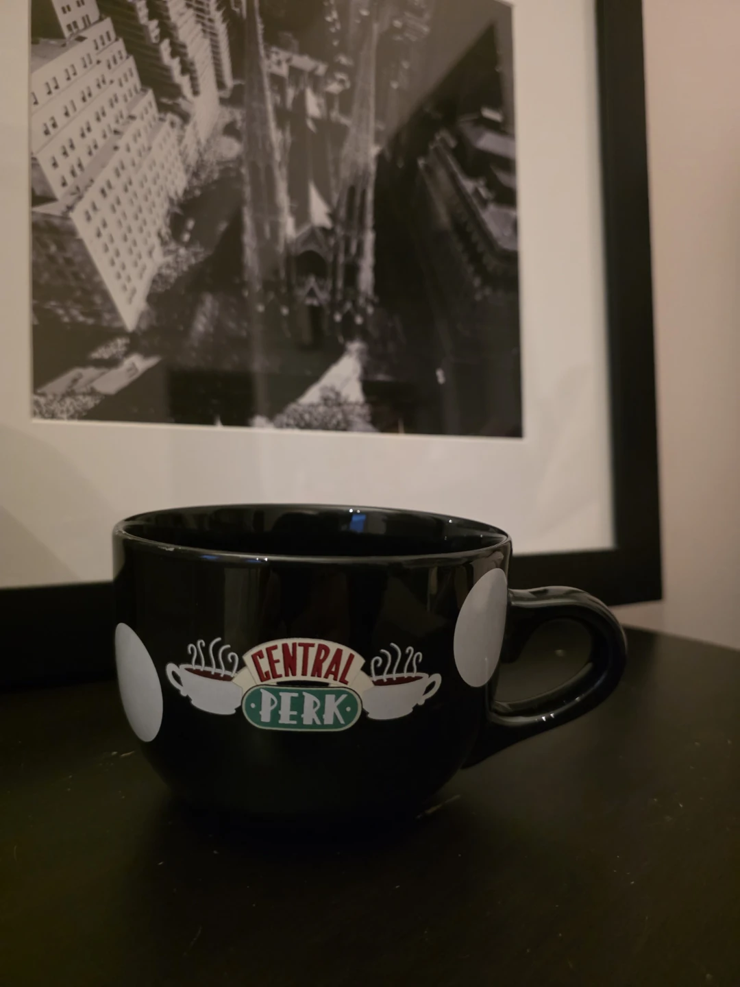 Friends Central Perk Coffee Mug & Figure - photo 2