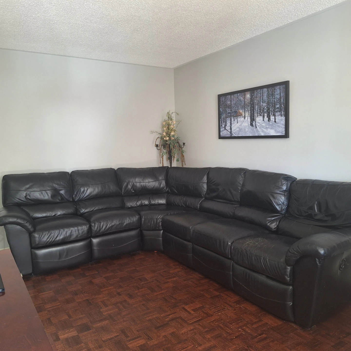 Black Leather Sectional Sofa
