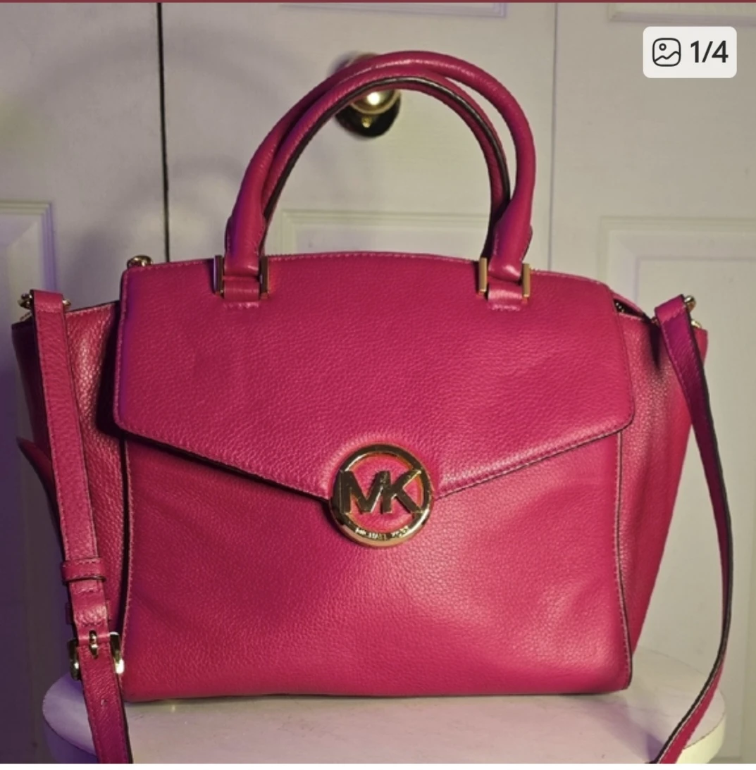 Michael Kors Pink Leather Handbag