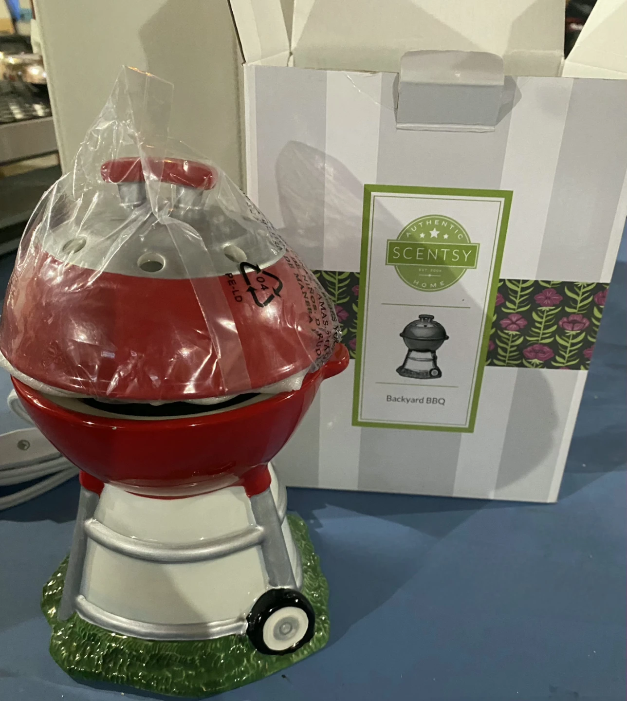Scentsy Backyard BBQ Warmer