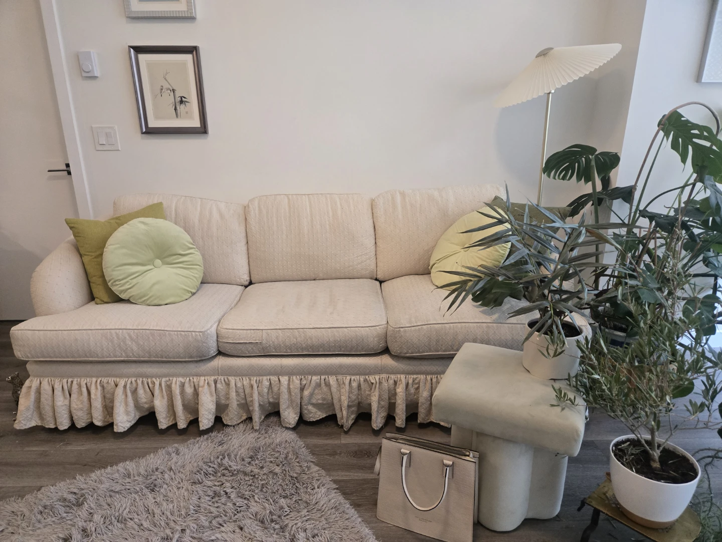 Cream Sofa- FREE (Harris Green/Central Vic) - photo 2