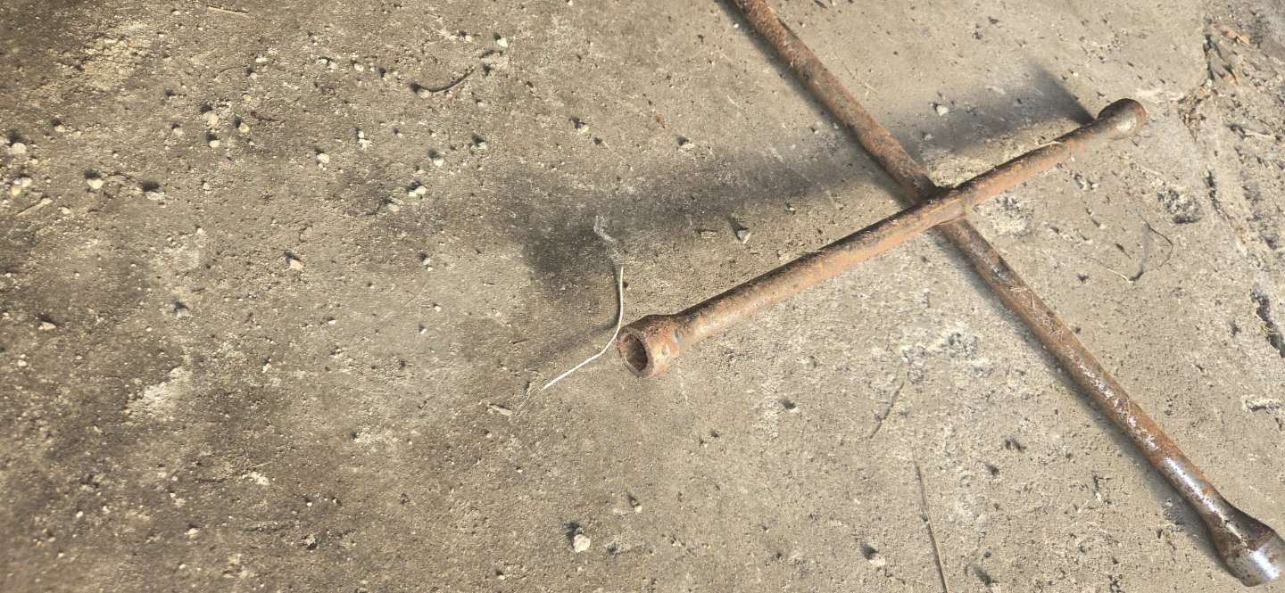 Lug Wrench cross - photo 2