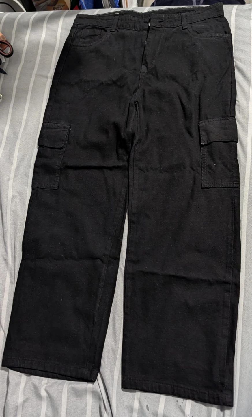 Imported Urban Wide-Leg Black Cargo Jeans - photo 2