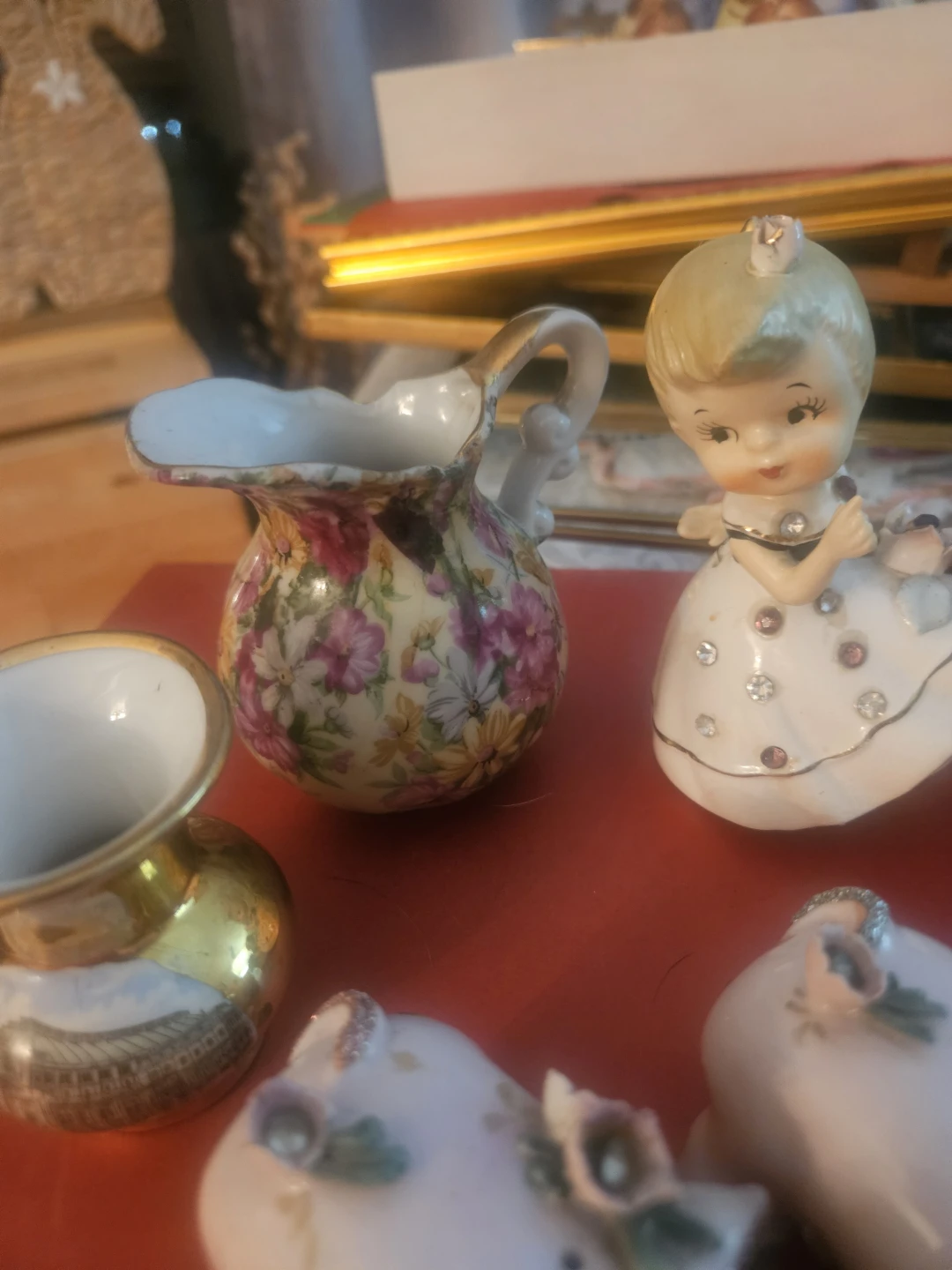 Royal Chintz Creamer Pitcher and 4 collectible figurines - photo 3