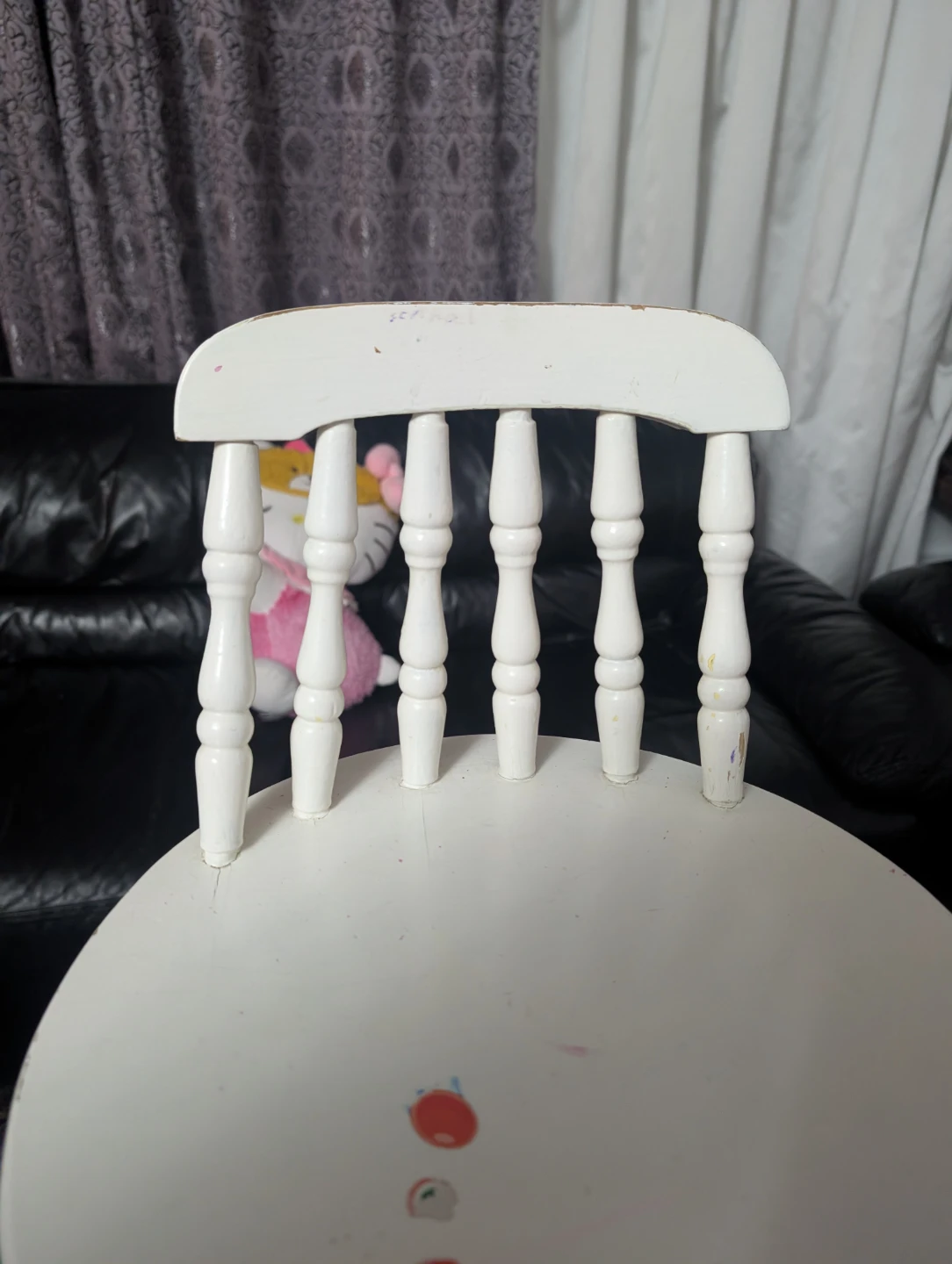 White Wooden Children's Chair - photo 4