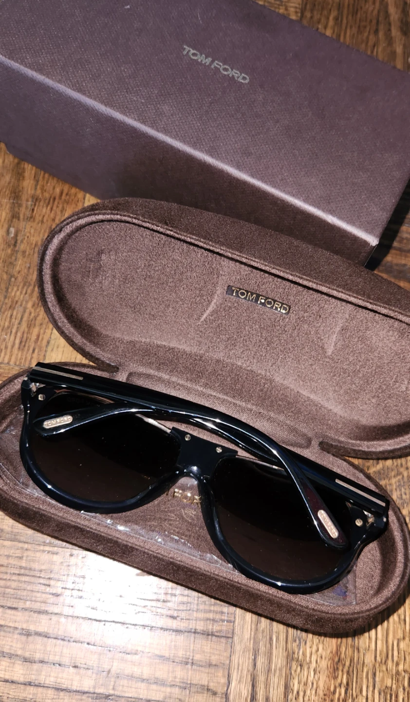 Authentic Tom Ford 'aviator' shades - photo 3