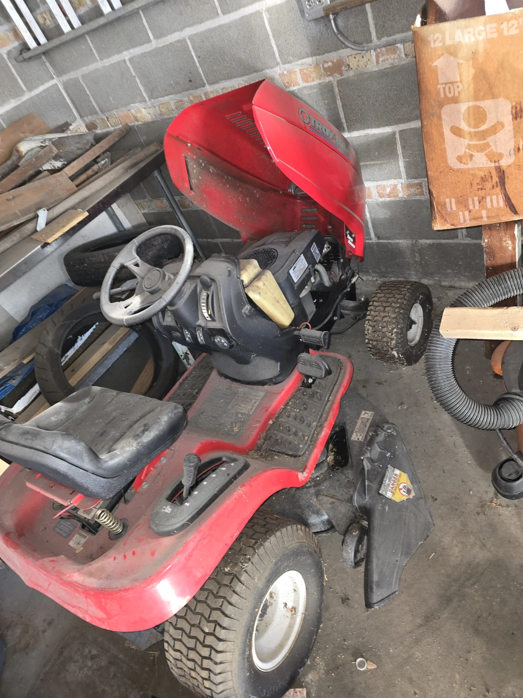 Troy-Bilt 42" Riding Mower