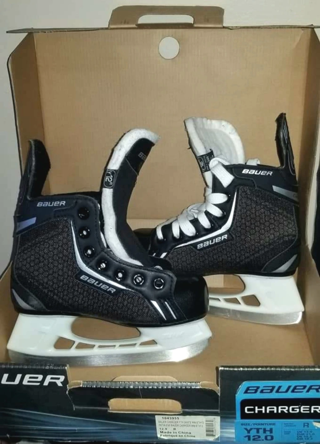 Bauer Charger Youth Hockey Skates Size 12.0 - photo 2
