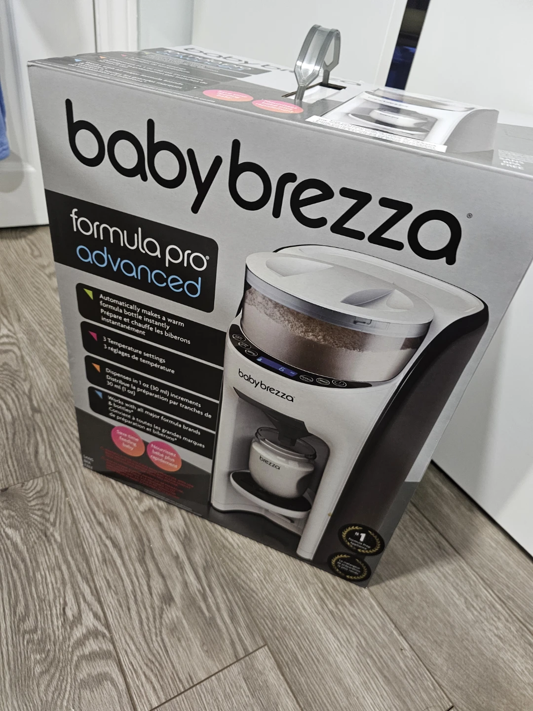 Brand new Baby Brezza Formula Pro Advanced