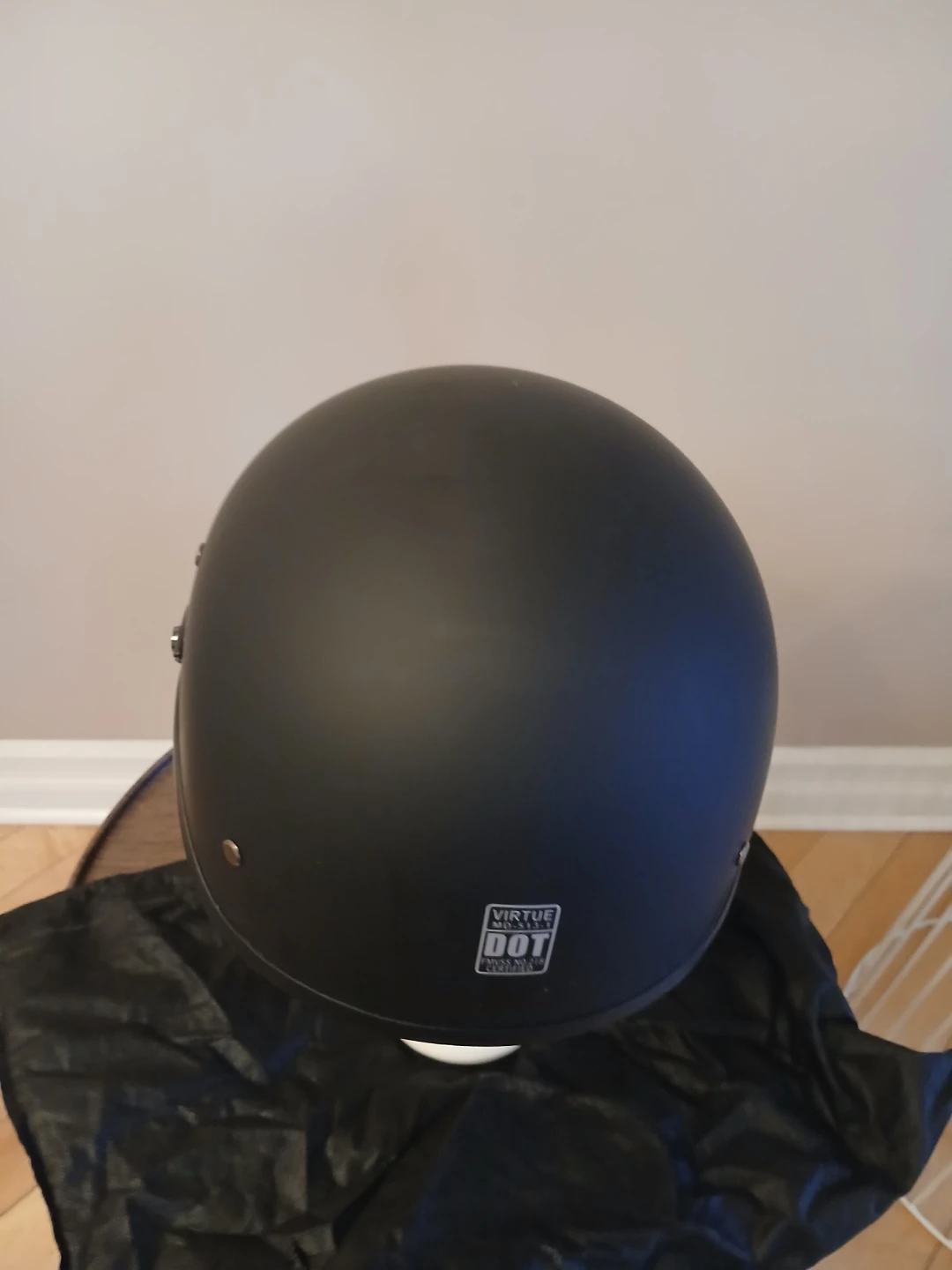 Virtue Matte Black Motorcycle Helmet - Size Medium - photo 4