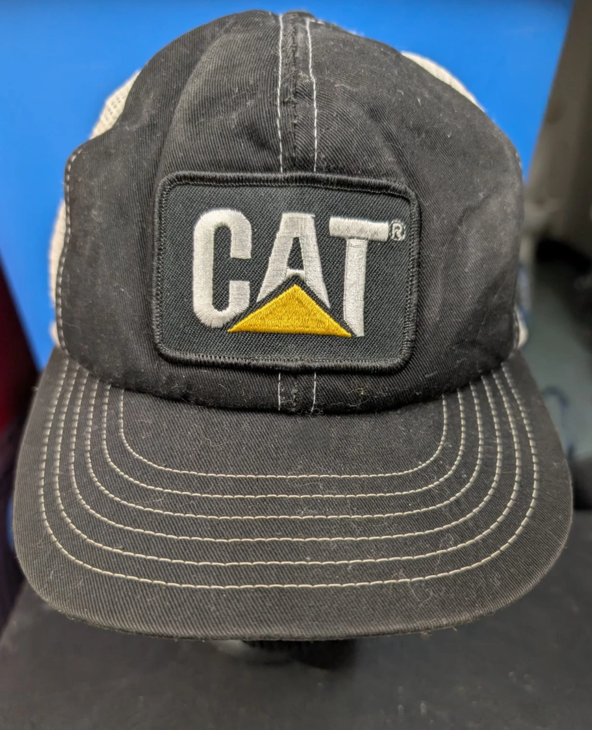 Vintage CAT Caterpillar Trucker Hat (Kit Cat Club rescue)