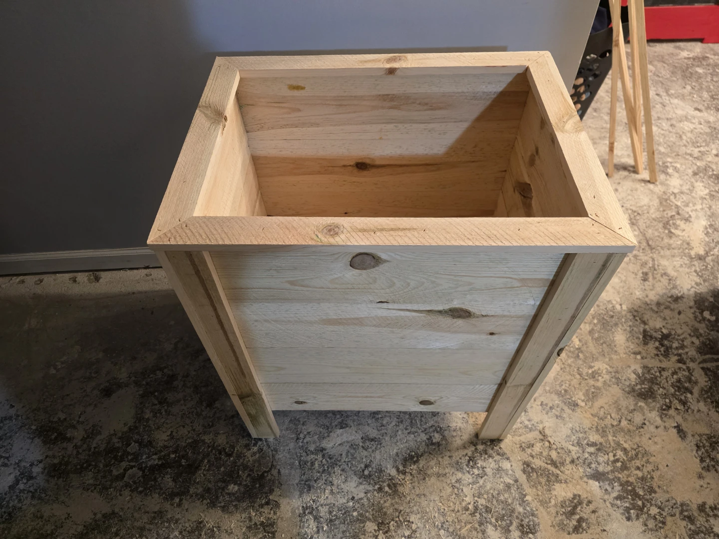 Wooden Planter Box - photo 2