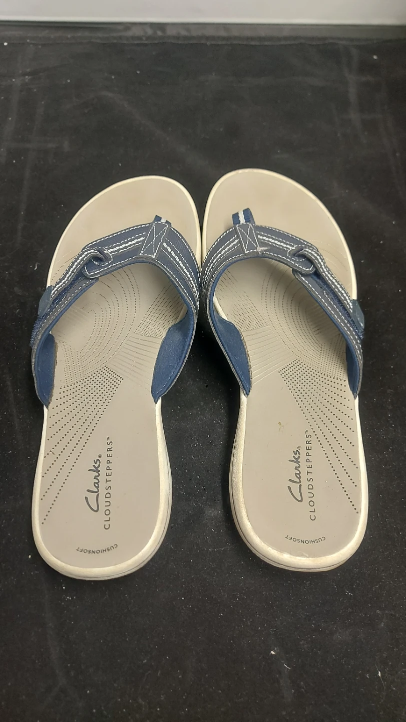 Clarks Cloudsteppers Flip Flops - photo 4