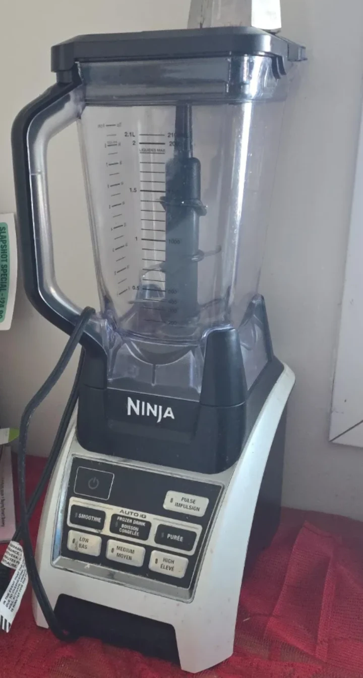 Ninja Blender with Auto-IQ