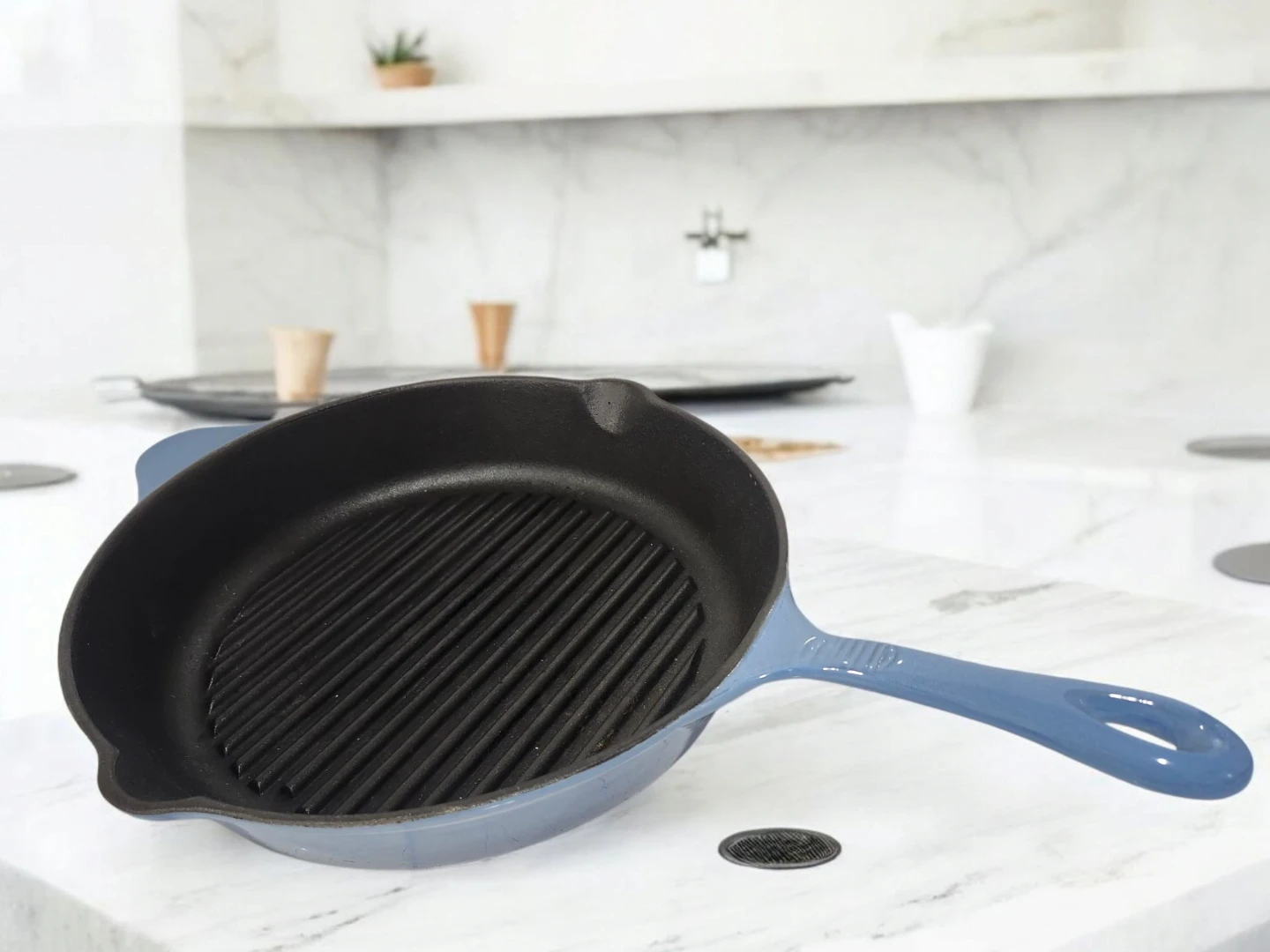 NEW 12" Commercial-Grade Cast Iron Skillet Grill  enamel 🥕 - photo 3