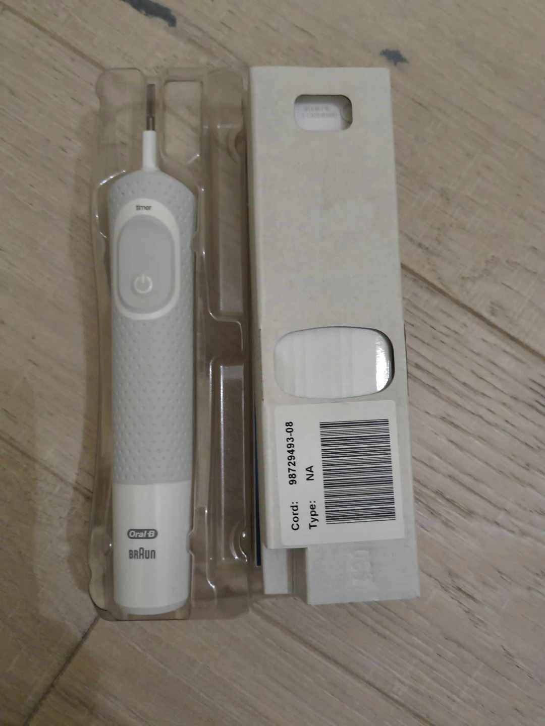 Oral-B Vitality Rechargeable Toothbrush - photo 2