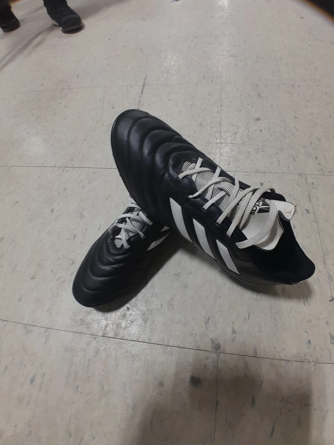 Adidas Soccer Cleats Men's Size 8 - photo 3