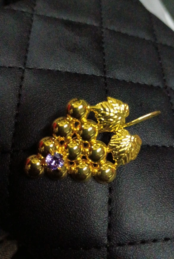 Vintage crepe earrings