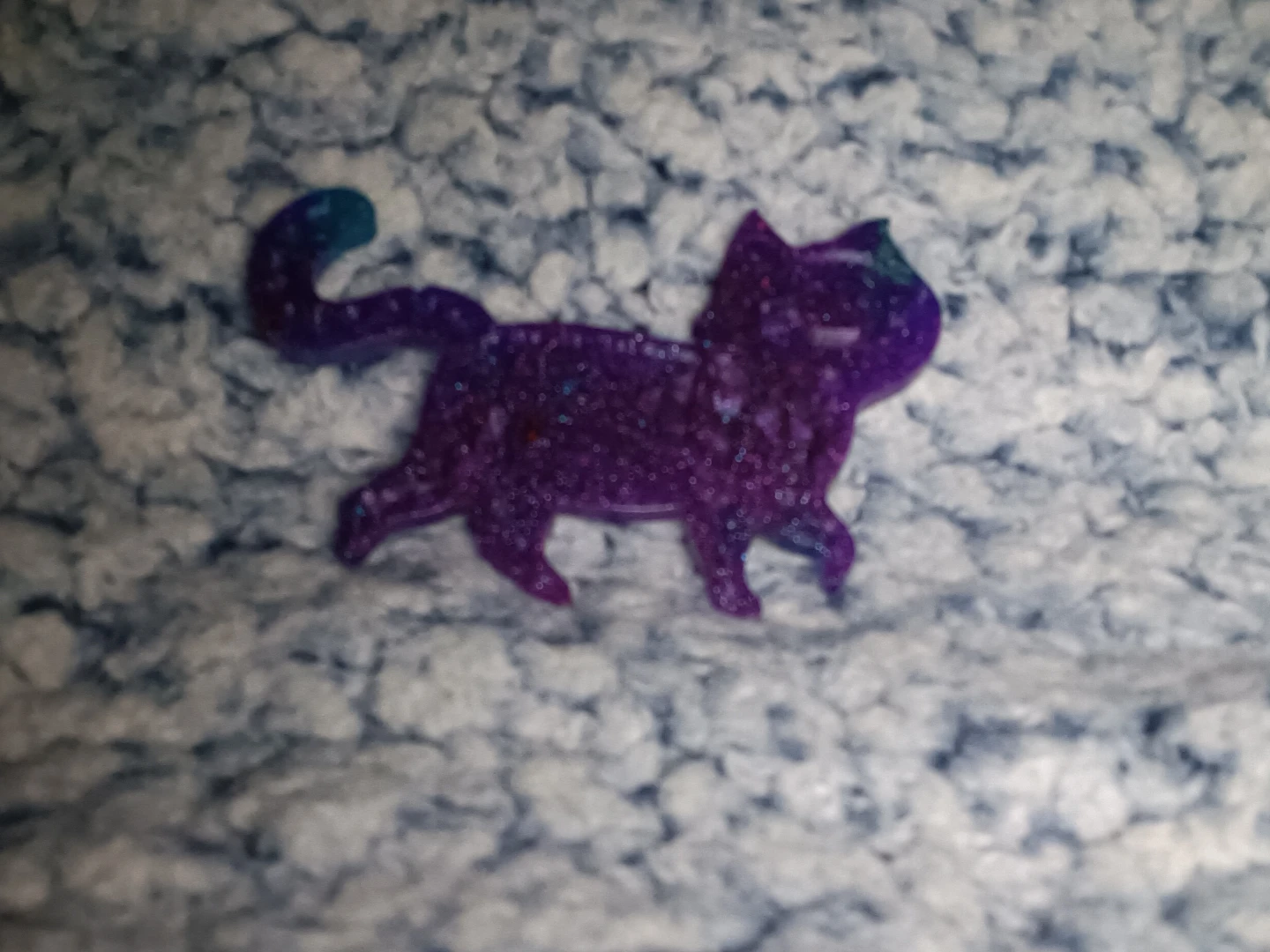 Handmade Glitter Resin Cat Charms - photo 4