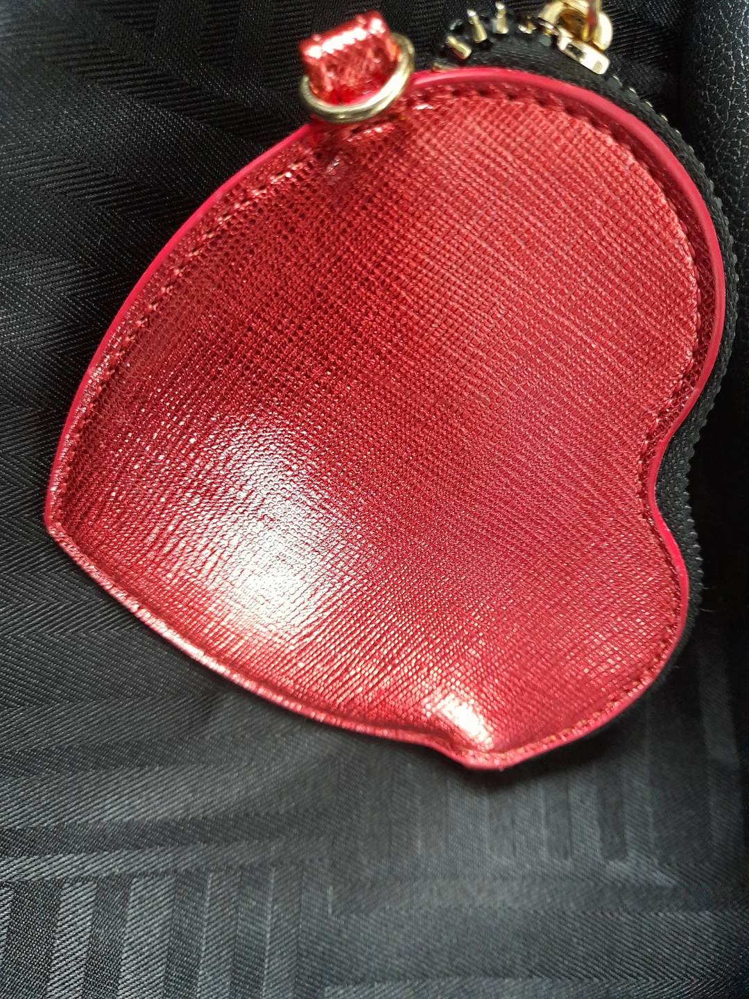 Red Heart Coin Purse - photo 2