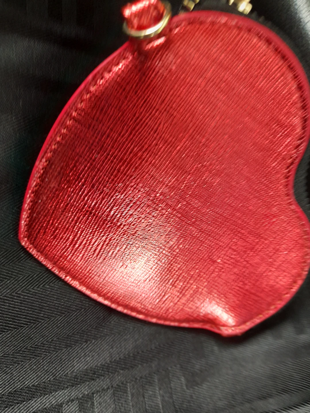 Red Heart Coin Purse - photo 3